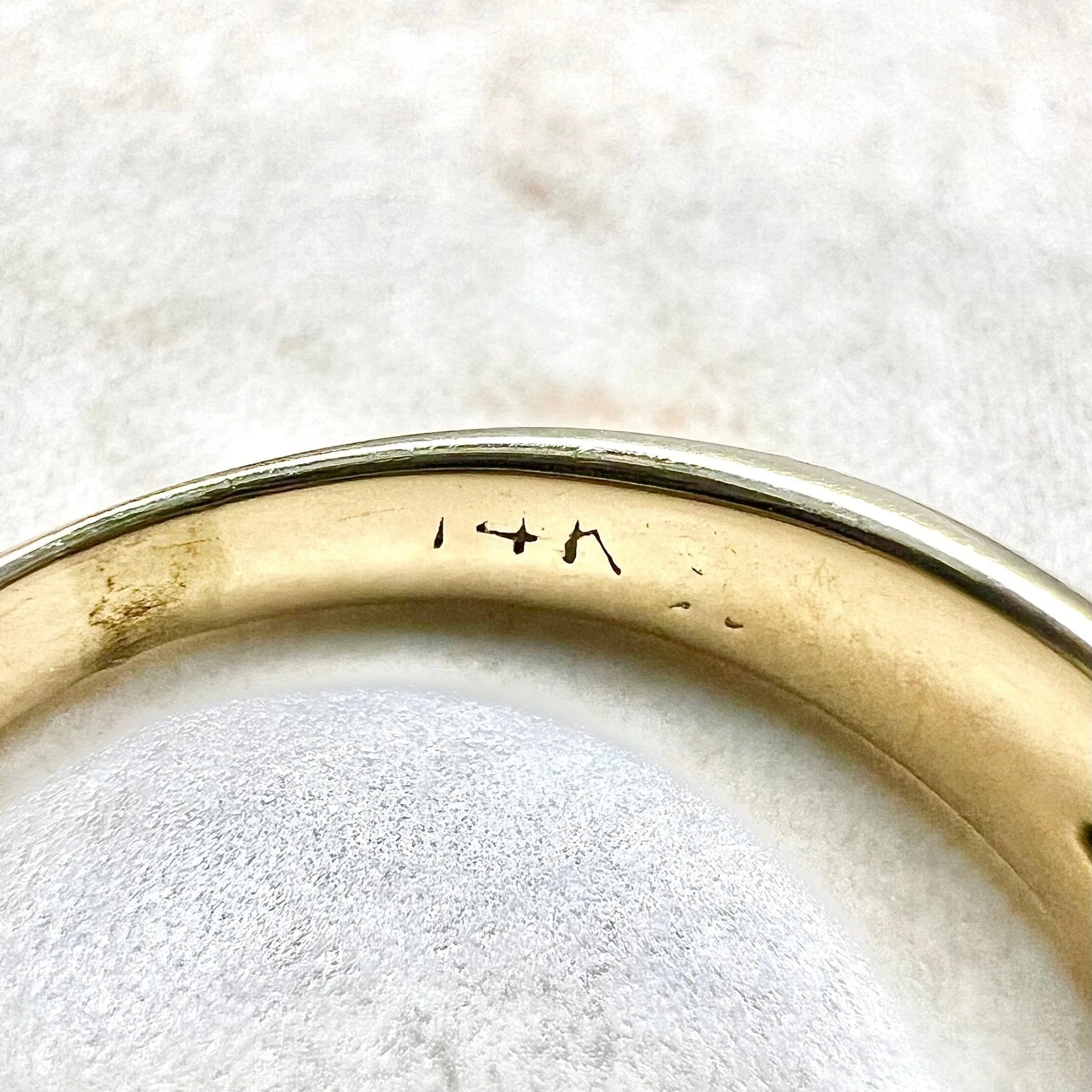 Vintage 14 Karat Yellow Gold Double Row 0.20 Carat Diamond Band Ring