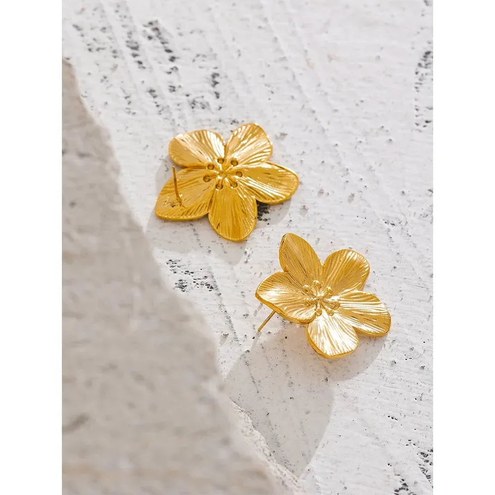 Vintage Flower Metal Stud Earrings For Women
